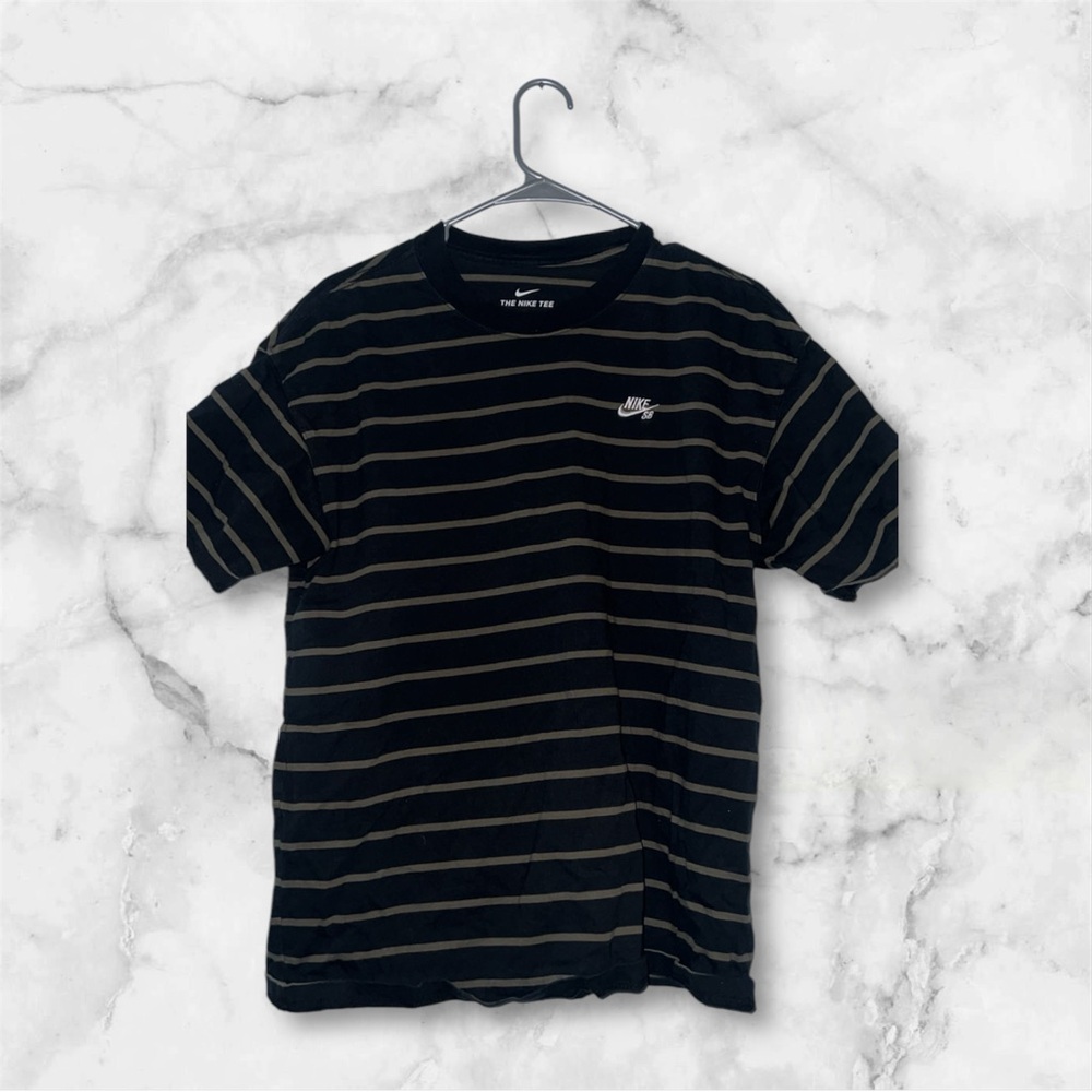 Nike Black Striped T-Shirt